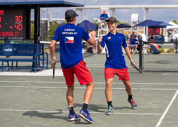 SM_DOUBLES_CZE_D3_JR_DAVIS_2019_003
