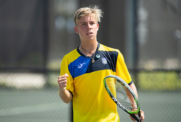 FM_BIELINSKYI_UKR_D3_JR_DAVIS_2019_007