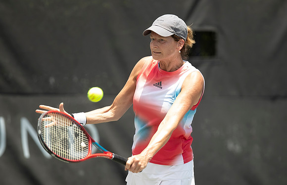 FM_W55_HOFSTEDE_MAUREEN CONNOLLY_CUP_ITFSENIORS2022_004