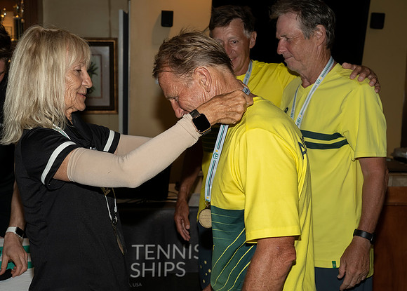 FM_M65-BRITANNIA_CUP_MEDAL_CEREMONY_ITFSUPERSENIORS2022_002