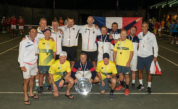 FM_FRED_PERRY_CUP_MEDAL_CEREMONY_ITFSENIORS2022_14
