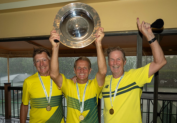 FM_M65-BRITANNIA_CUP_MEDAL_CEREMONY_ITFSUPERSENIORS2022_005