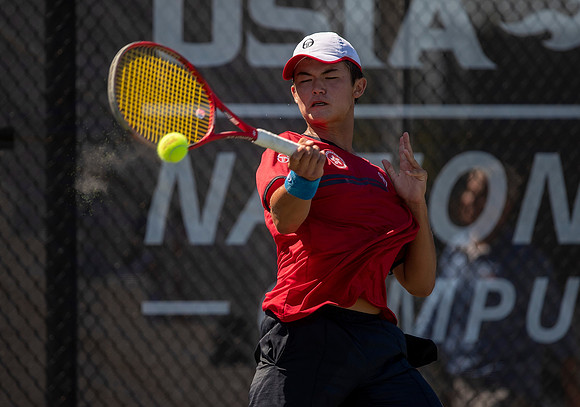 SM_GAUNTLETT_HKG_D1_JR_DAVIS_2019_005
